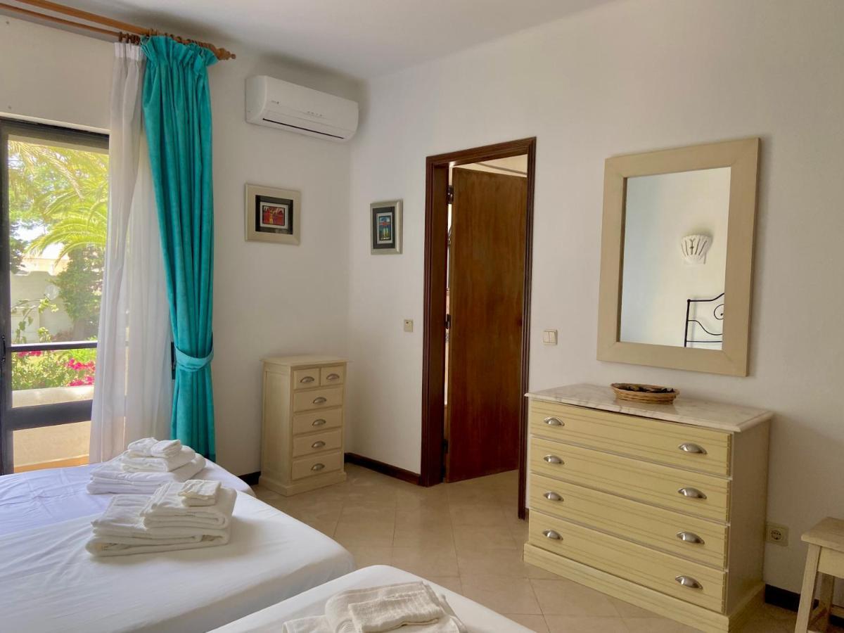 Beautiful Villa With Terrace & Garden Ferragudo  Exteriör bild
